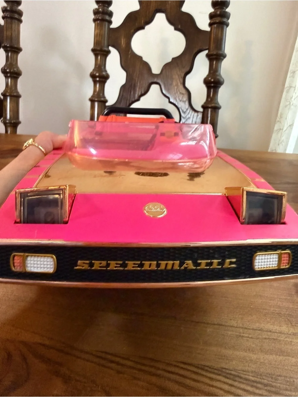 L O.L. Surprise! Car-Pool Coupe by MGA Entertainment.